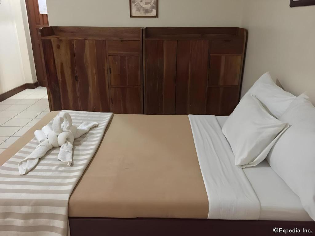 El Haciendero Private Hotel Iloilo City Dış mekan fotoğraf