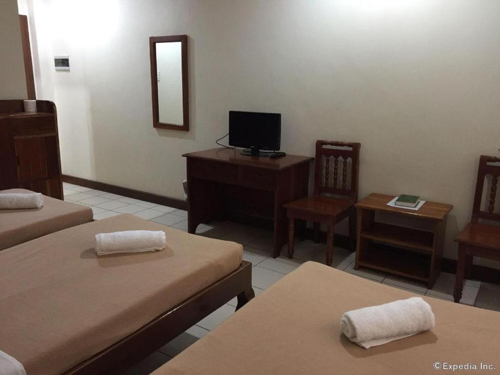 El Haciendero Private Hotel Iloilo City Dış mekan fotoğraf