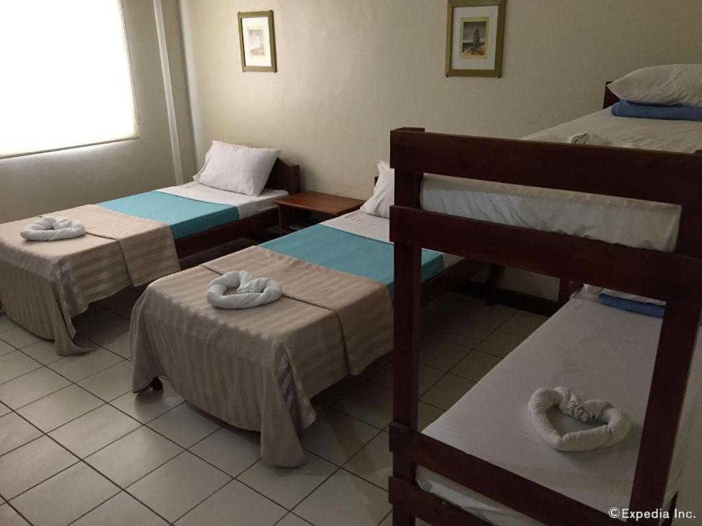 El Haciendero Private Hotel Iloilo City Dış mekan fotoğraf