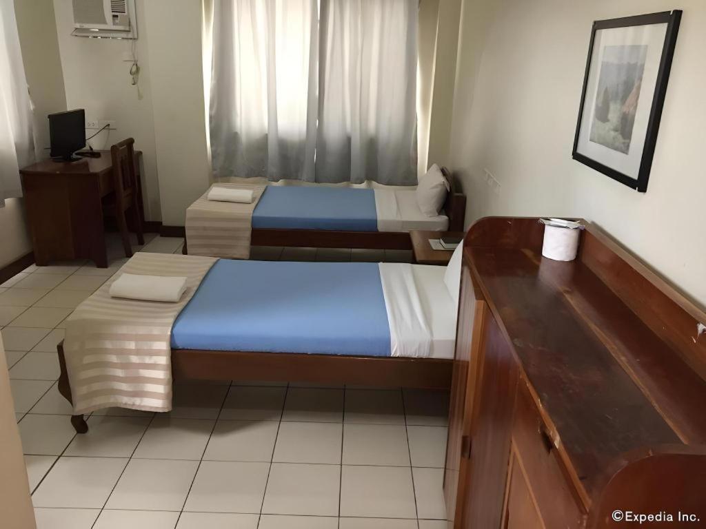 El Haciendero Private Hotel Iloilo City Dış mekan fotoğraf