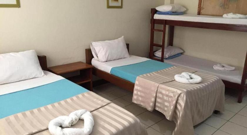 El Haciendero Private Hotel Iloilo City Dış mekan fotoğraf