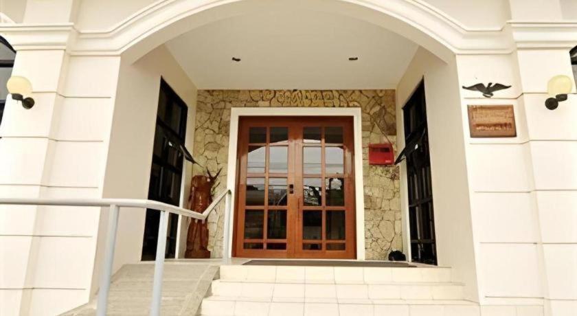 El Haciendero Private Hotel Iloilo City Dış mekan fotoğraf