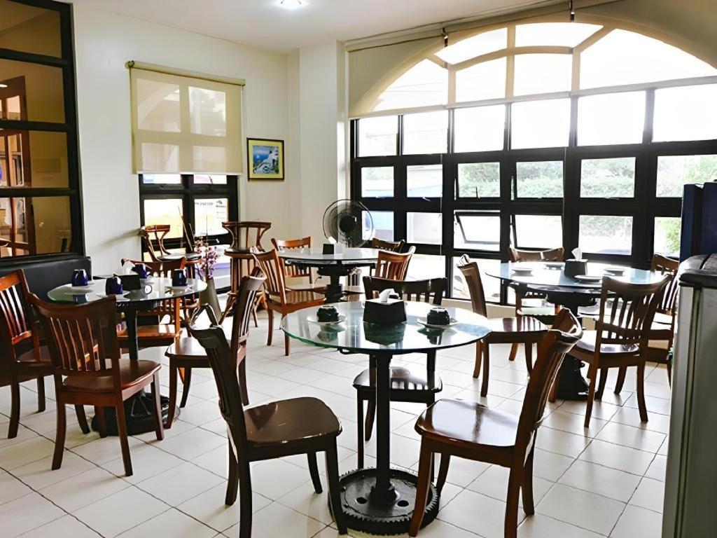 El Haciendero Private Hotel Iloilo City Dış mekan fotoğraf